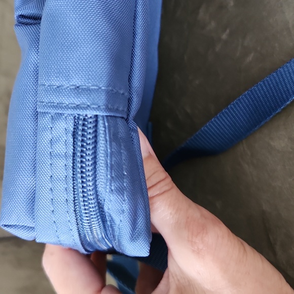 Baggallini crossbody wallet bag - Picture 15 of 17